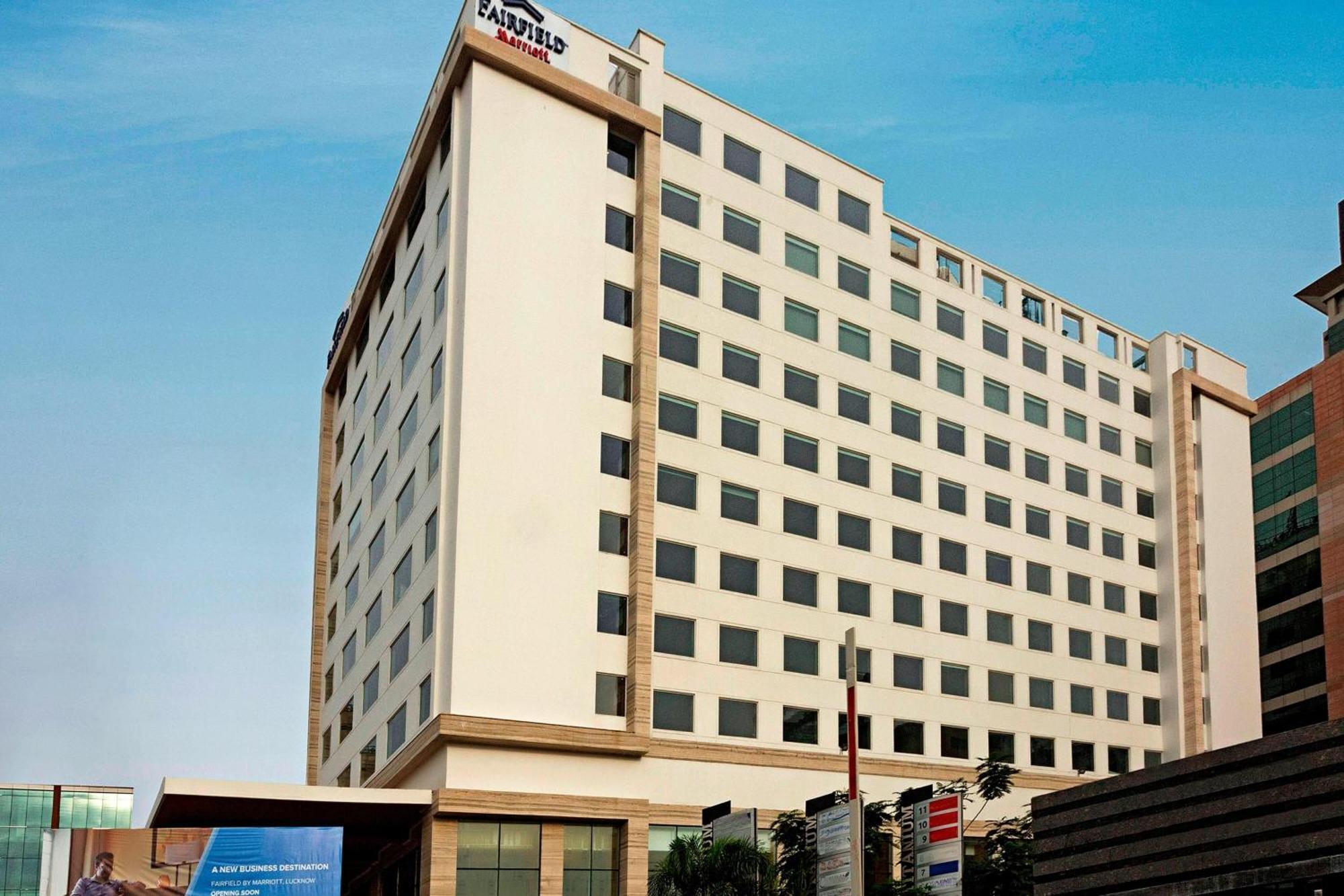 Fairfield By Marriott Lucknow Hotel Exterior photo