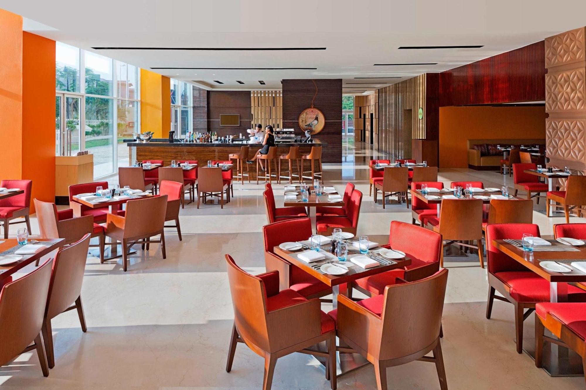 Fairfield By Marriott Lucknow Hotel Exterior photo